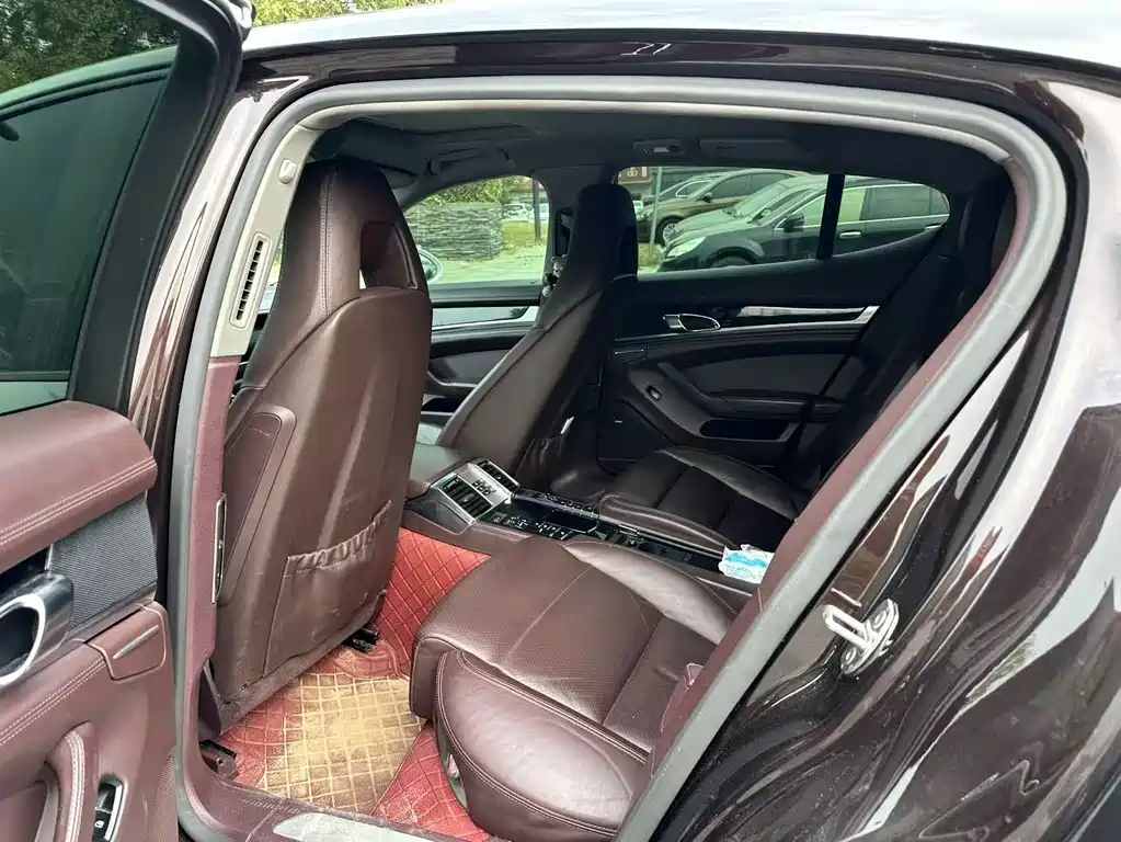 Porsche Panamera — миниатюра 9