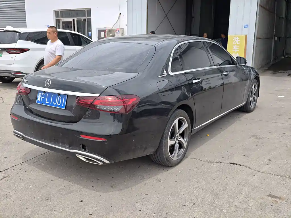 Mercedes-Benz E-Class E 2023 E 260 L Sport