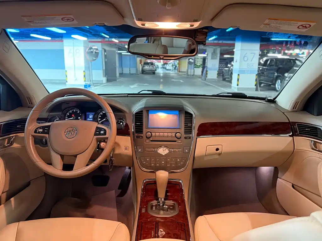 Buick Park Avenue — миниатюра 13
