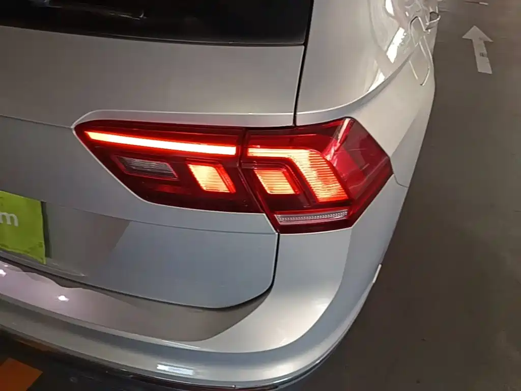 Volkswagen Tiguan L — миниатюра 8