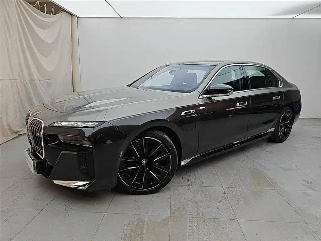 BMW M760Le 2023 M760Le xDrive