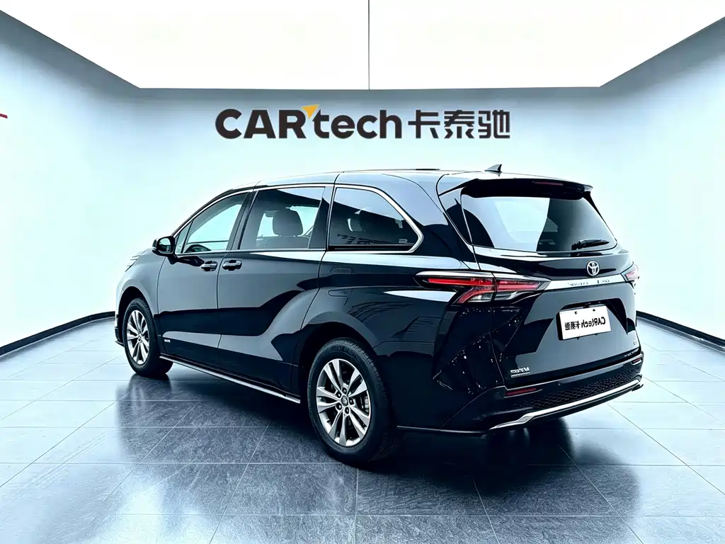 Toyota Sienna — миниатюра 7