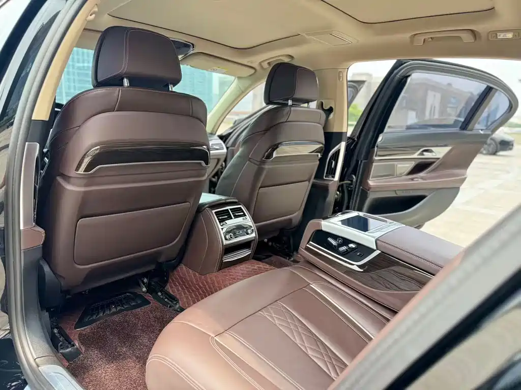 BMW 7 Series 7 2019 730Li Luxury