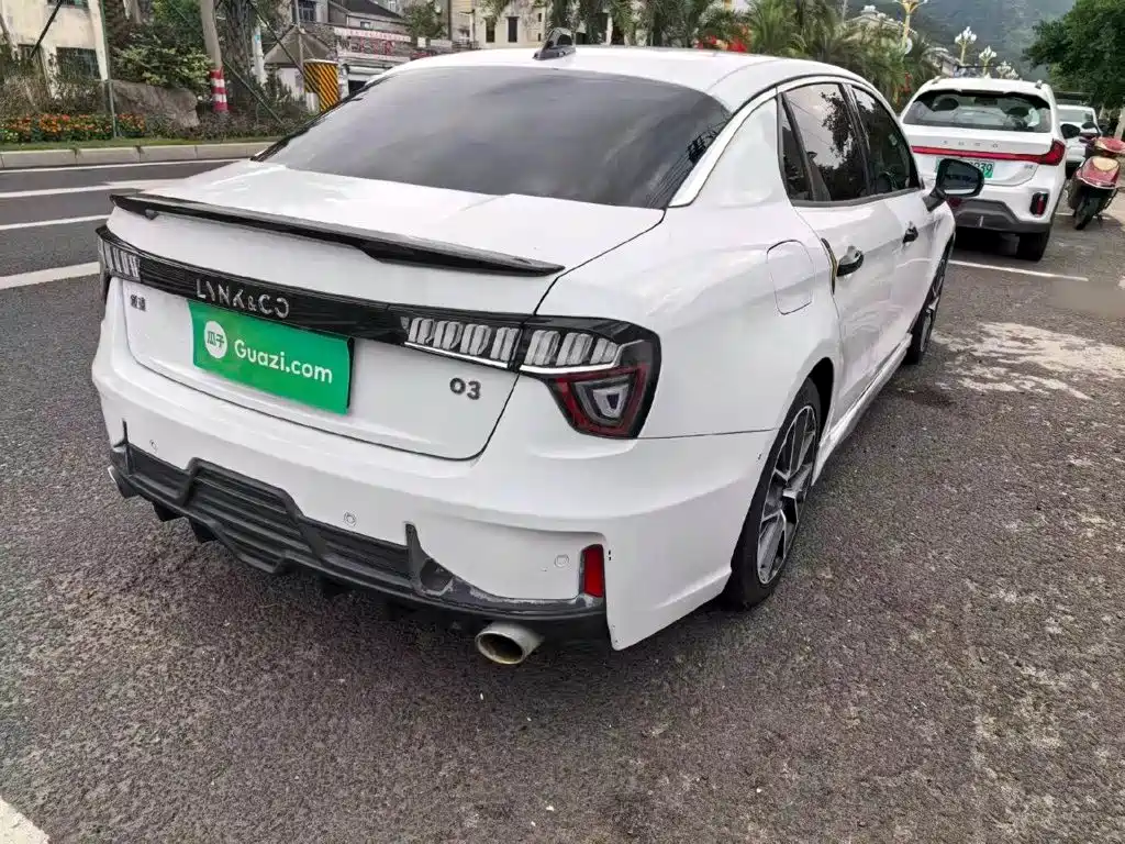 Lynk & Co 03 — миниатюра 7