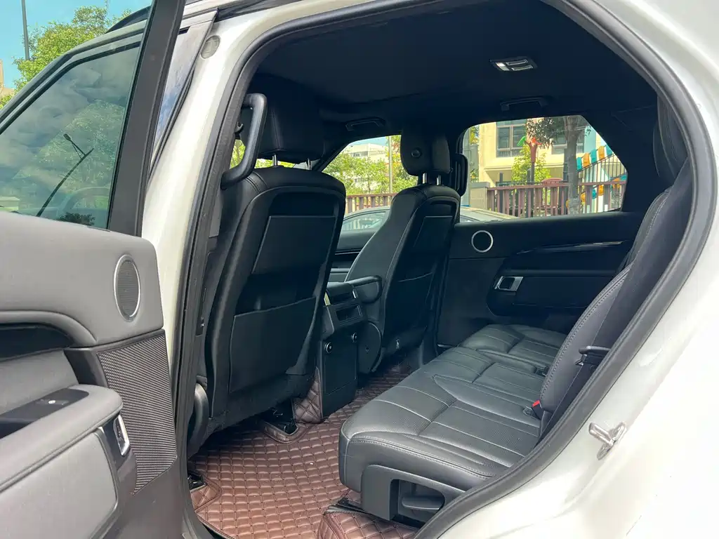 Land Rover Discovery — миниатюра 4