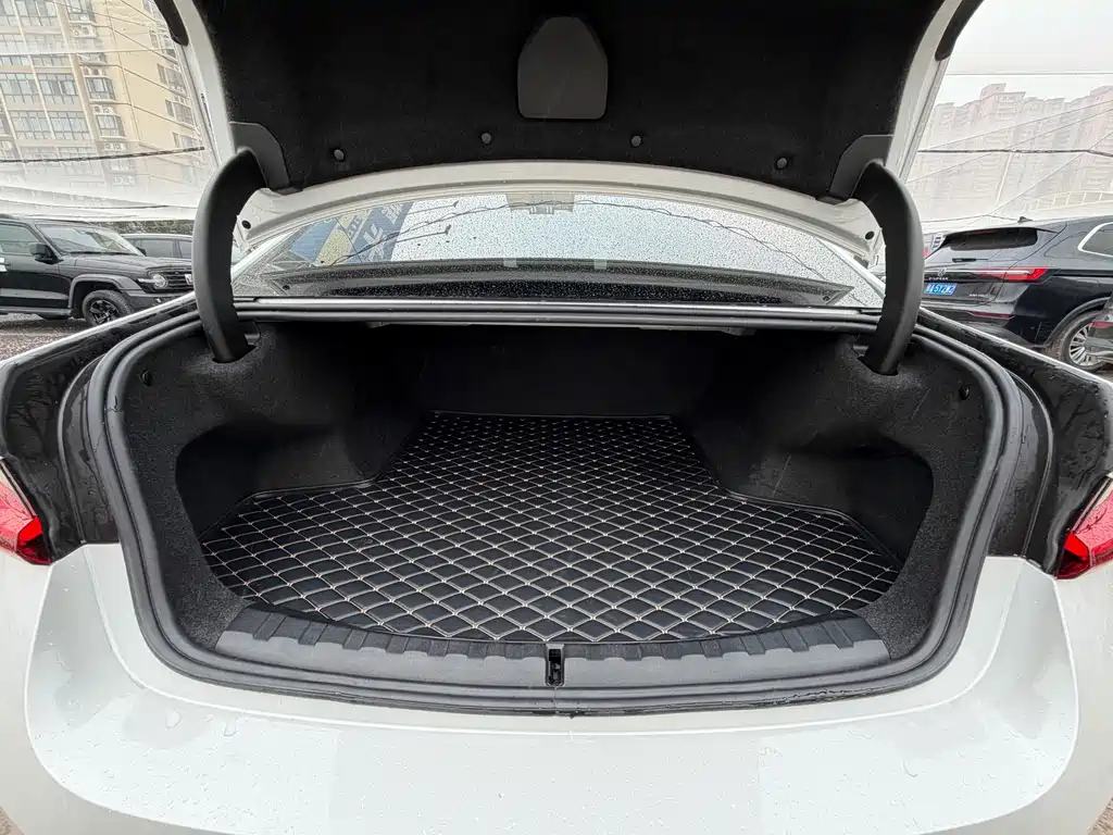 BMW i3 — миниатюра 16