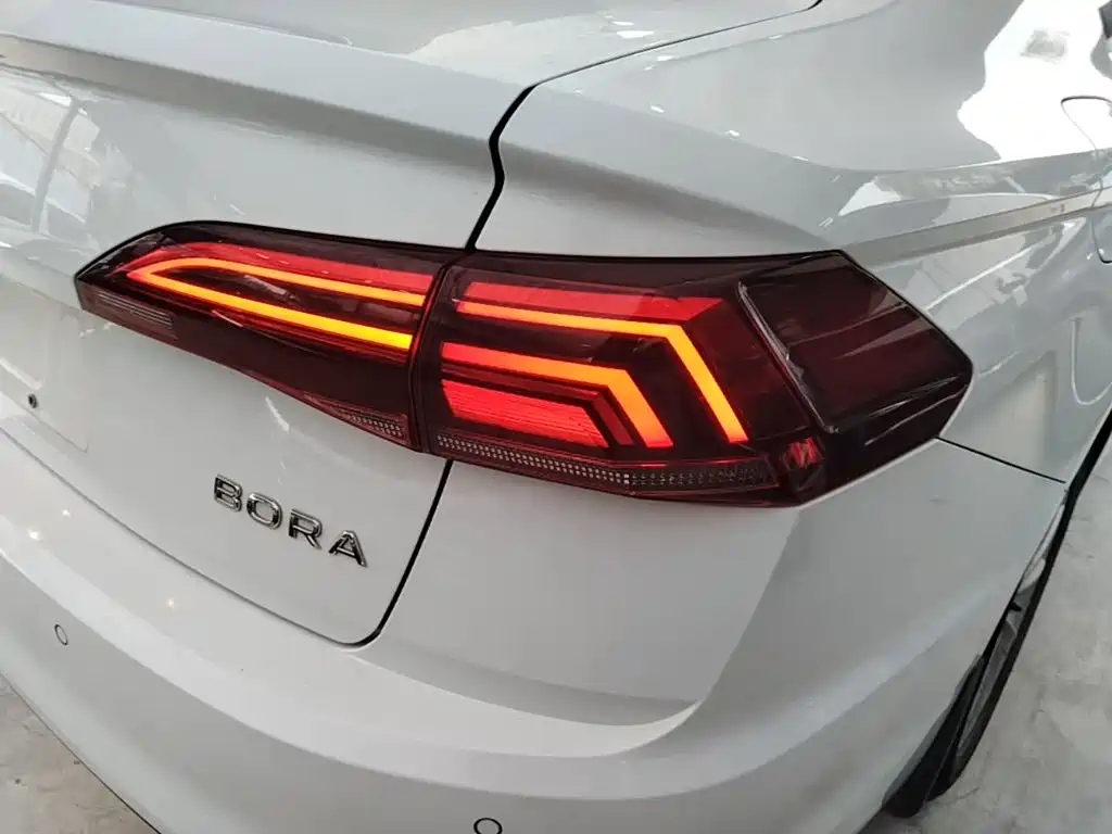 Volkswagen Bora — миниатюра 8