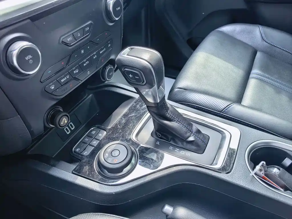 Ford Everest 2020 Sport 2.3T AT Flagship 7 мест