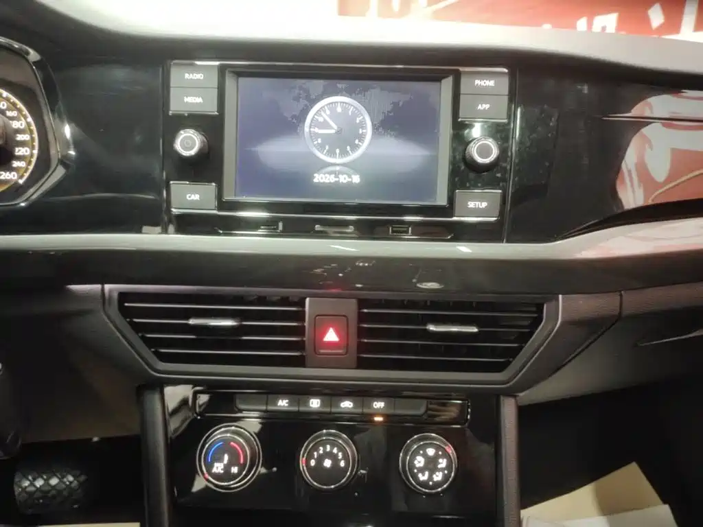 Volkswagen Bora — миниатюра 13