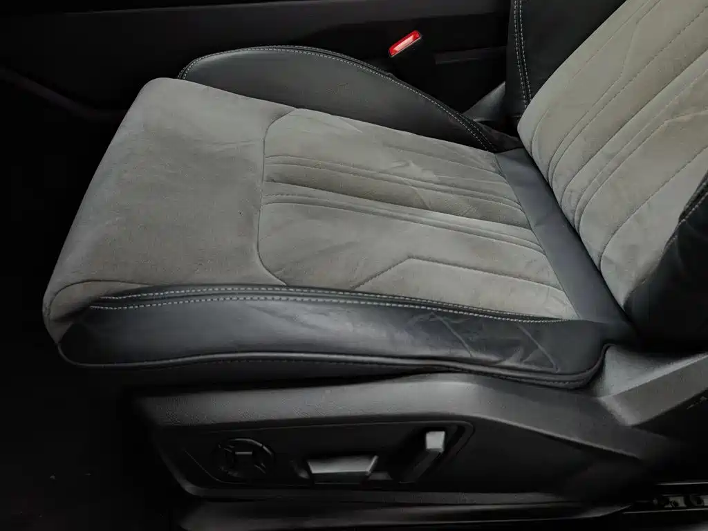Audi A6L — миниатюра 20