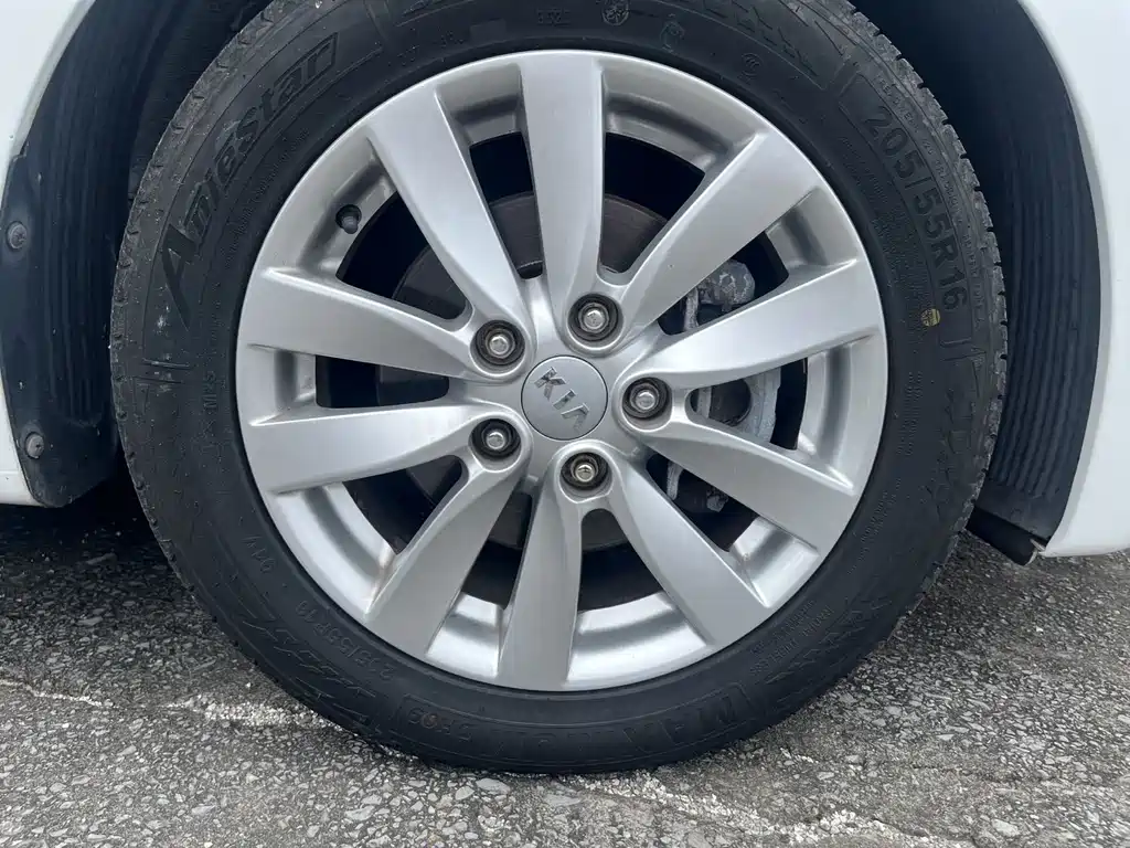 Kia K3 — миниатюра 11