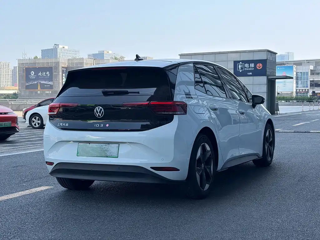 Volkswagen ID.3 — миниатюра 16