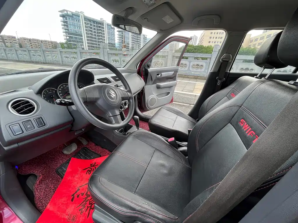 Suzuki Swift — миниатюра 9