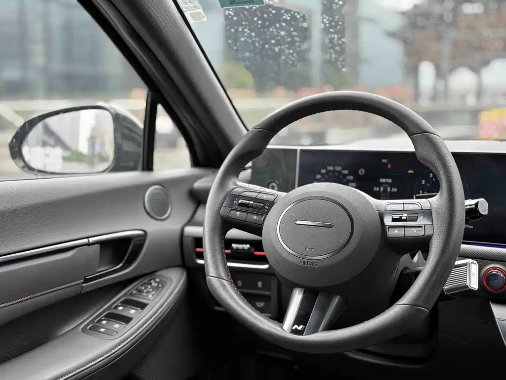Hyundai Sonata — миниатюра 11