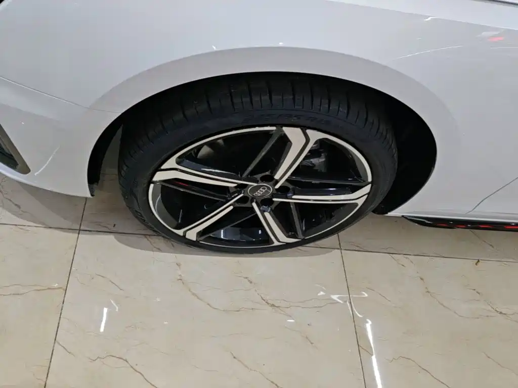 Audi A4L — миниатюра 23