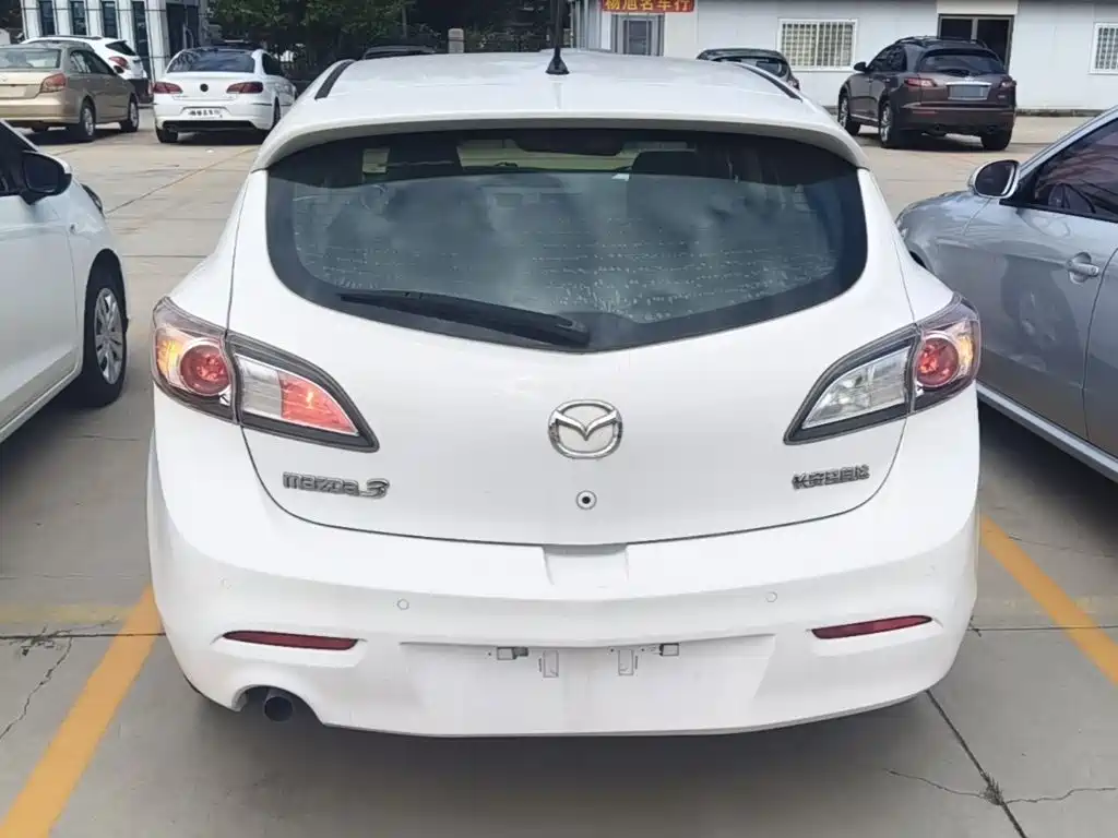Mazda 3 Xingcheng — миниатюра 6