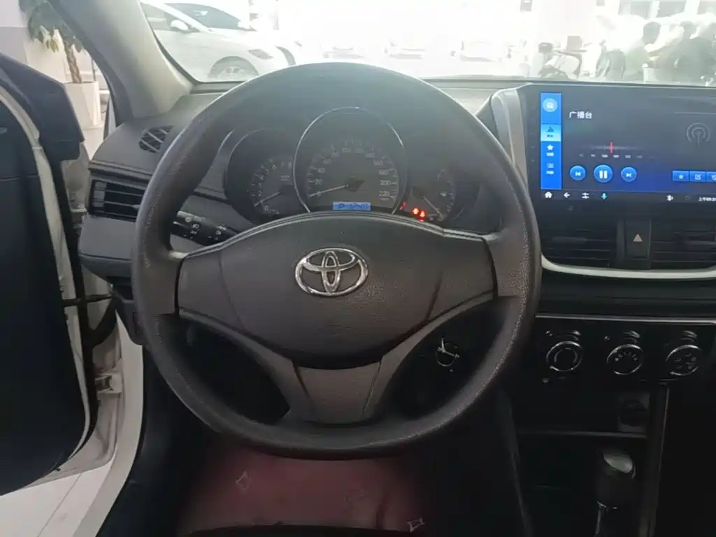 Toyota Vios FS — миниатюра 11