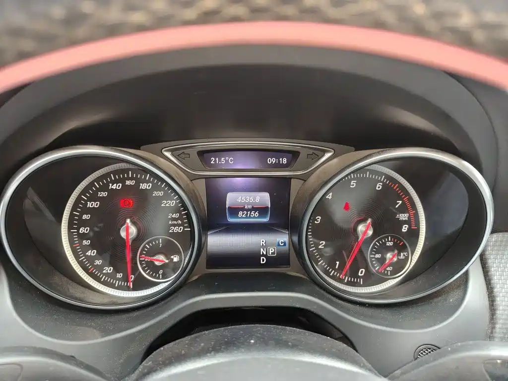 Mercedes-Benz GLA — миниатюра 12