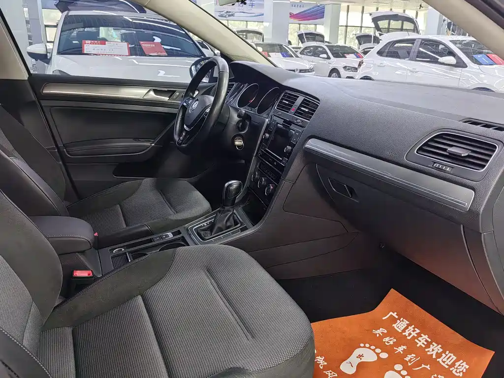 Volkswagen Golf — миниатюра 7