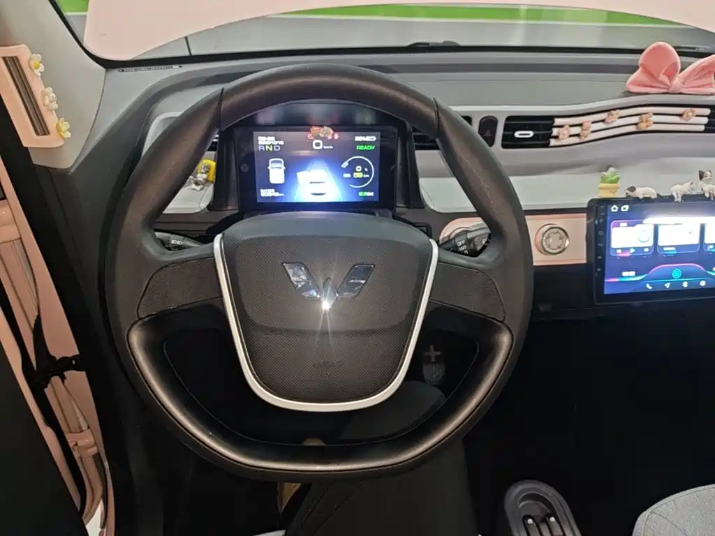 Wuling MINIEV — миниатюра 11