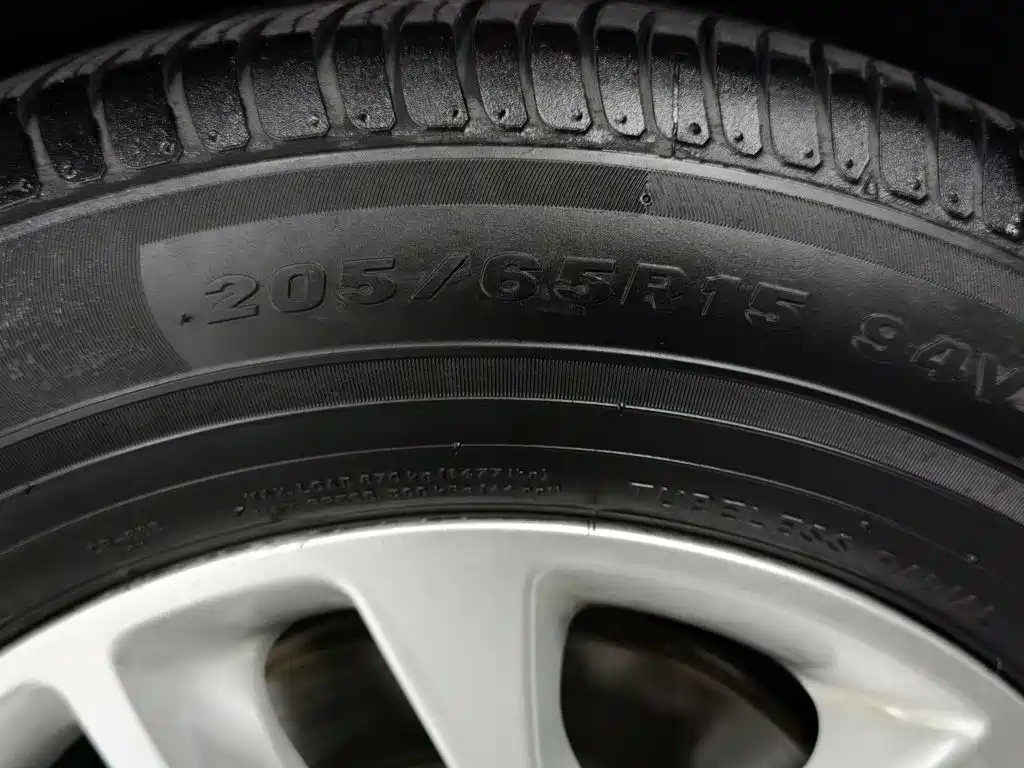 Geely Emgrand — миниатюра 24
