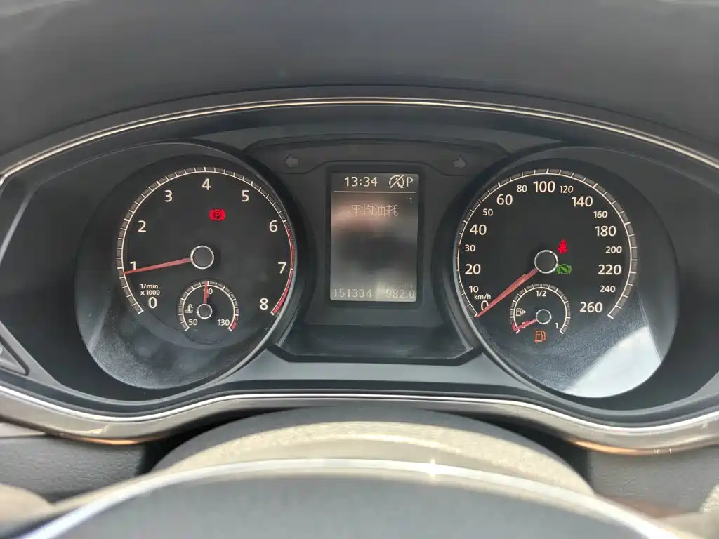 Volkswagen Passat 2017 330TSI DSG