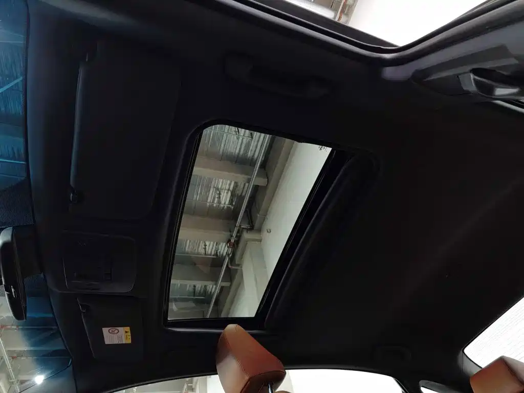 Toyota Avalon — миниатюра 14