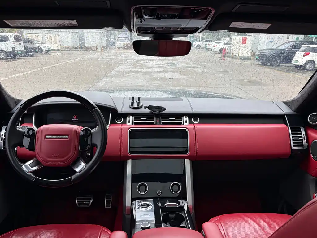 Land Rover Range Rover — миниатюра 8