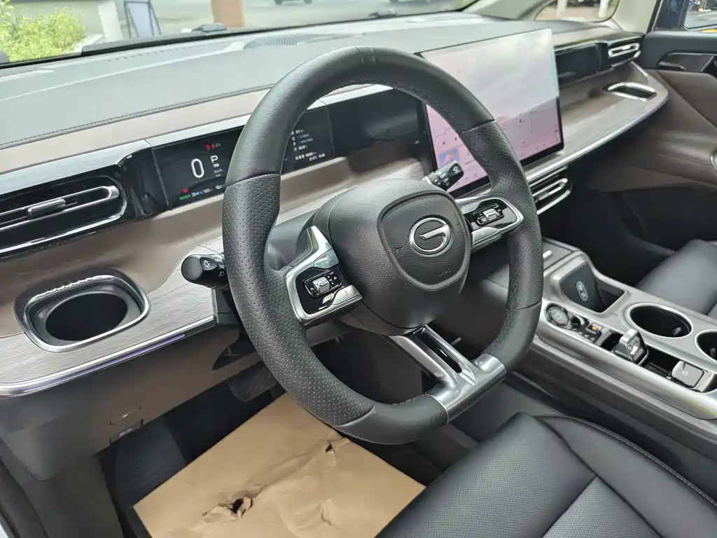 GAC Motor 传祺E8 PHEV — миниатюра 14