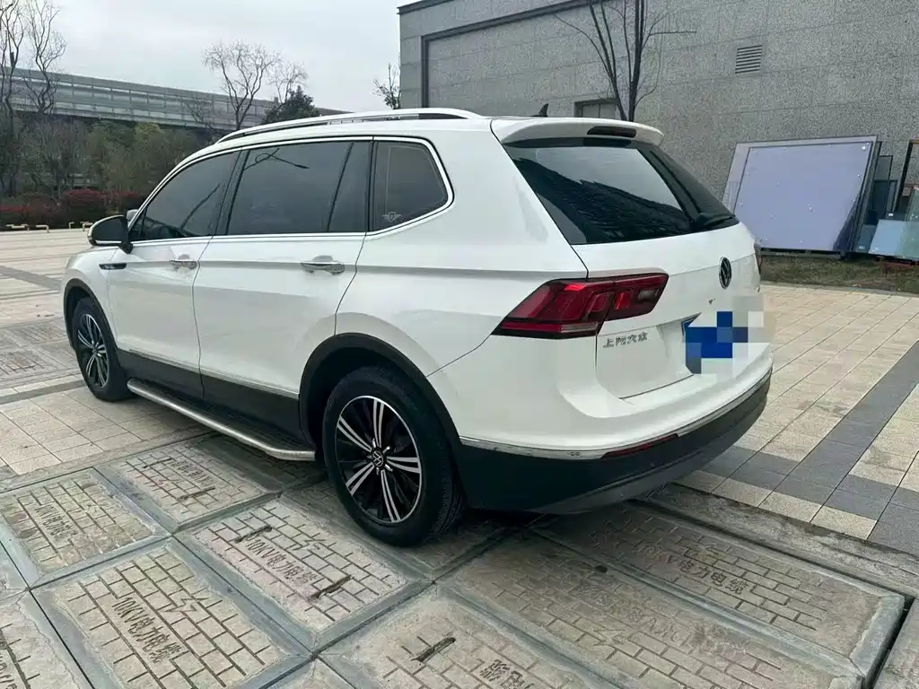 Volkswagen Tiguan L — миниатюра 5