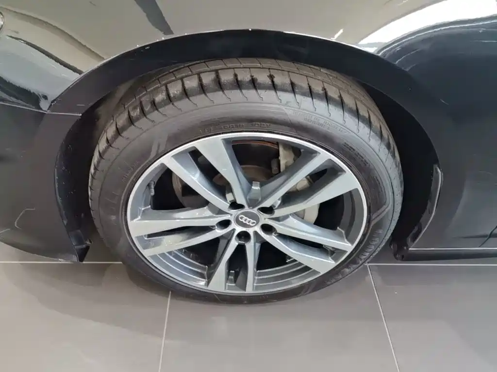 Audi A6L — миниатюра 23
