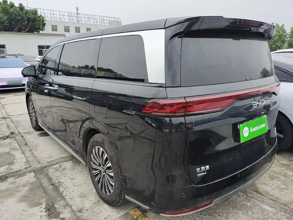 BYD Xia 2025 DM-i 1.5T 180km