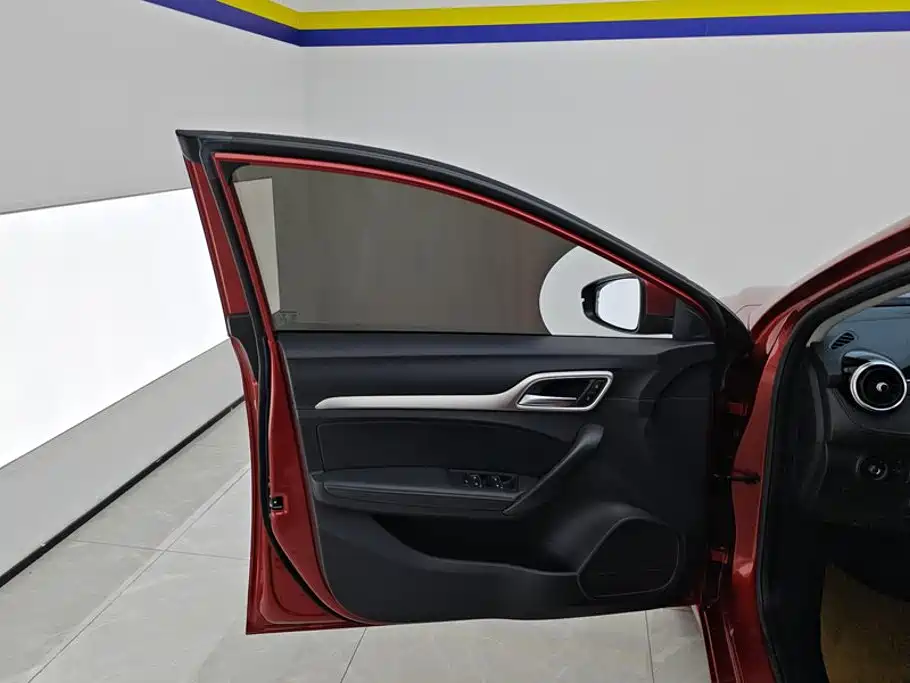 MG MG6 — миниатюра 7