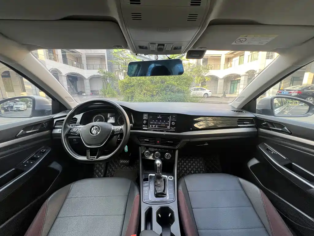 Volkswagen Bora — миниатюра 7