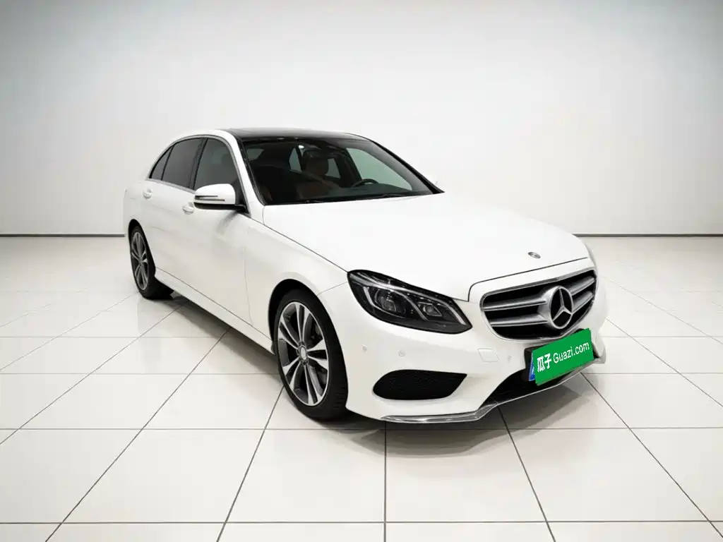 Mercedes-Benz E-Class — миниатюра 3