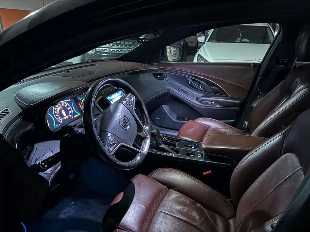 Buick LaCrosse — миниатюра 5