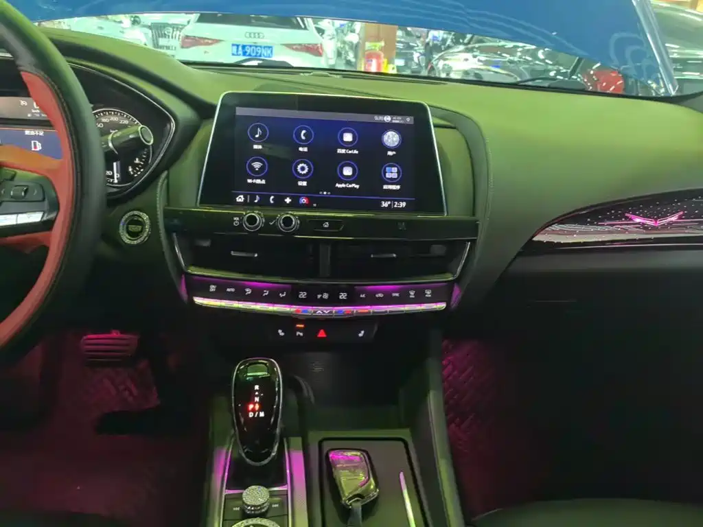 Cadillac CT5 — миниатюра 13