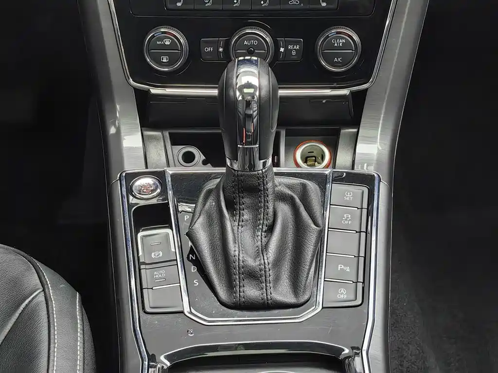 Volkswagen Passat — миниатюра 13