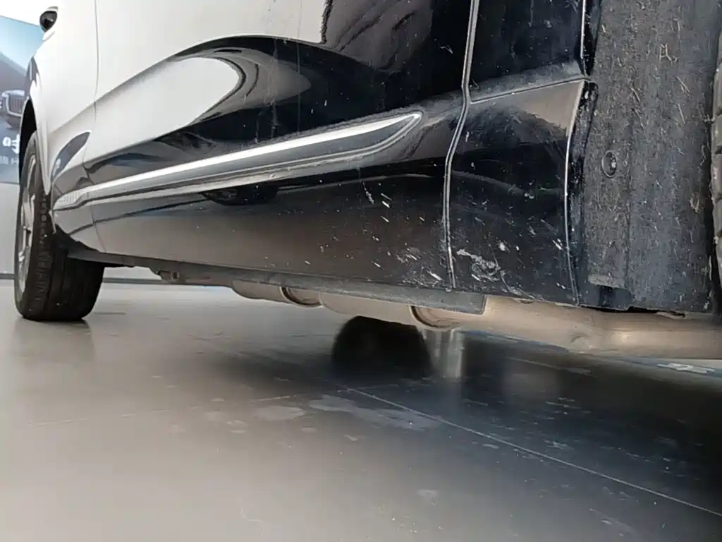 Hongqi Hongqi HS3 PHEV — миниатюра 21