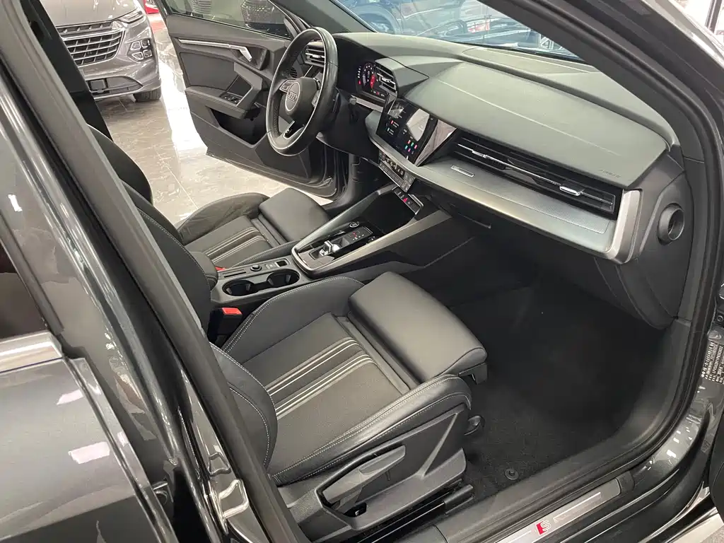 Audi A3 2023 A3L Limousine 35 TFSI Fashion Sport