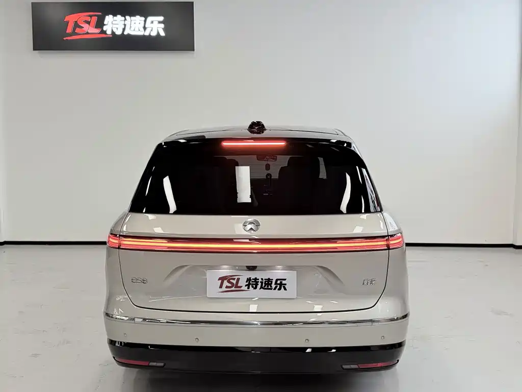 NIO ES8 — миниатюра 18