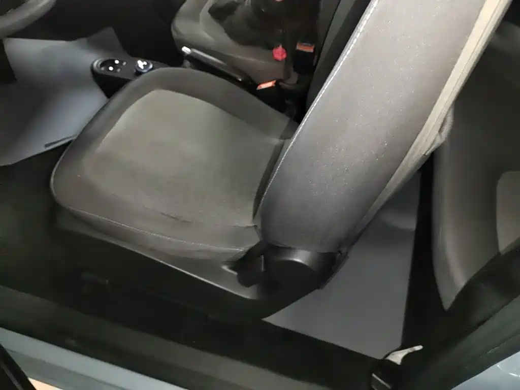 Wuling MINIEV — миниатюра 15