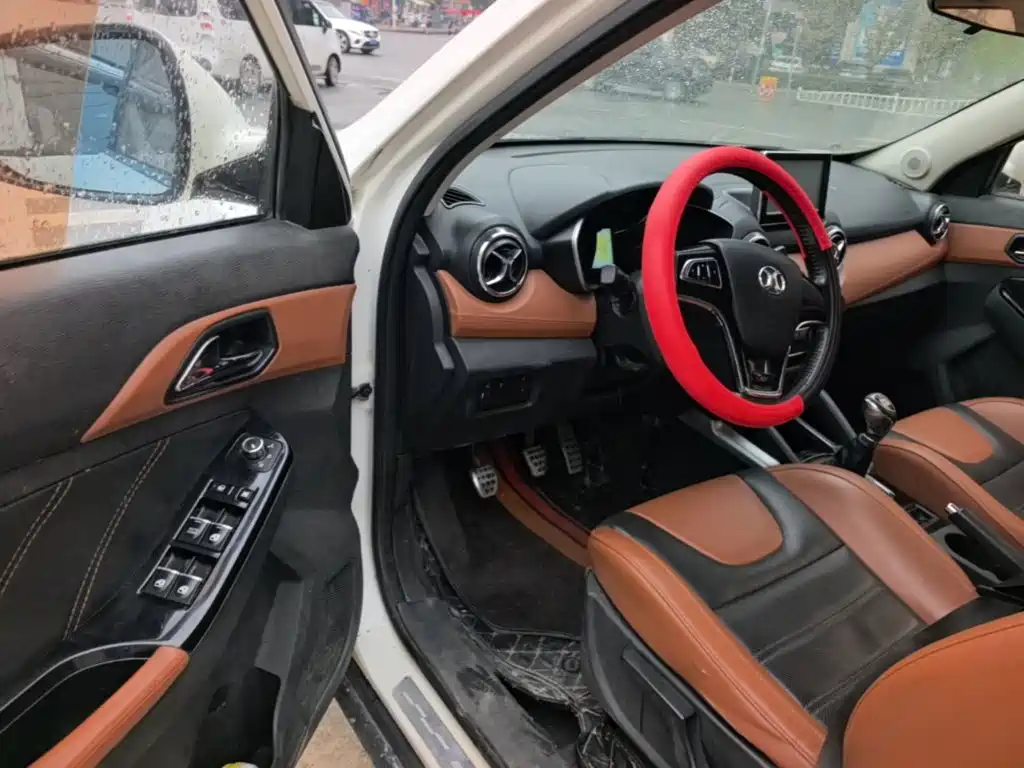 BAIC Senova X35 — миниатюра 16