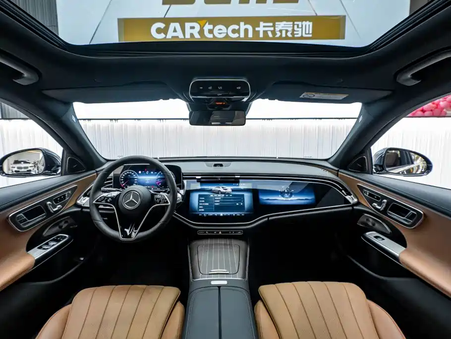Mercedes-Benz E-Class — миниатюра 14
