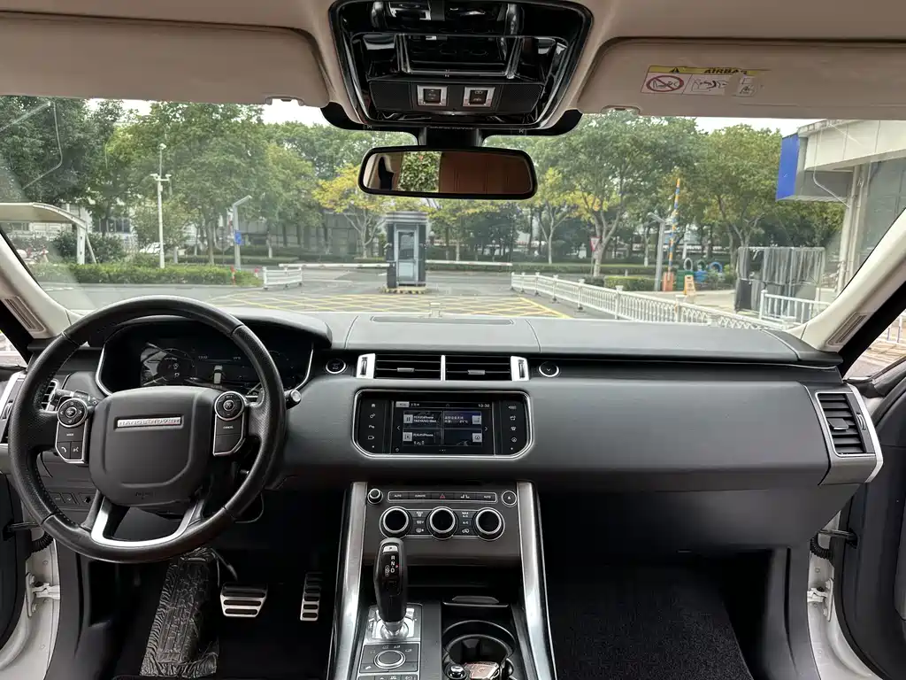 Land Rover Sport — миниатюра 9