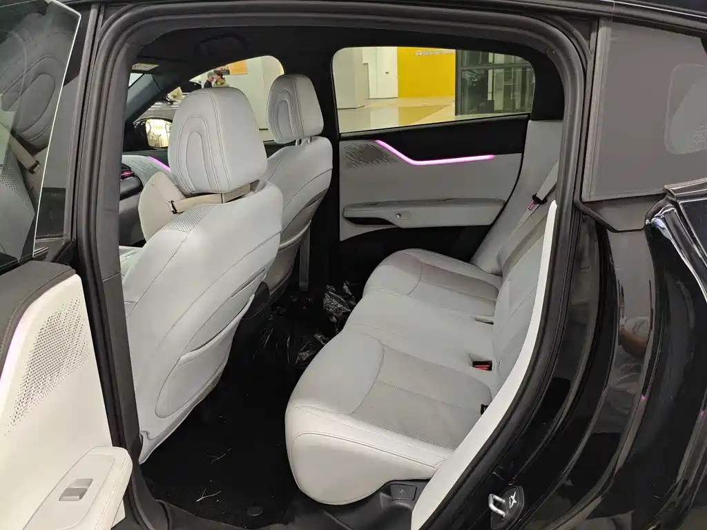 XPeng G6 — миниатюра 4