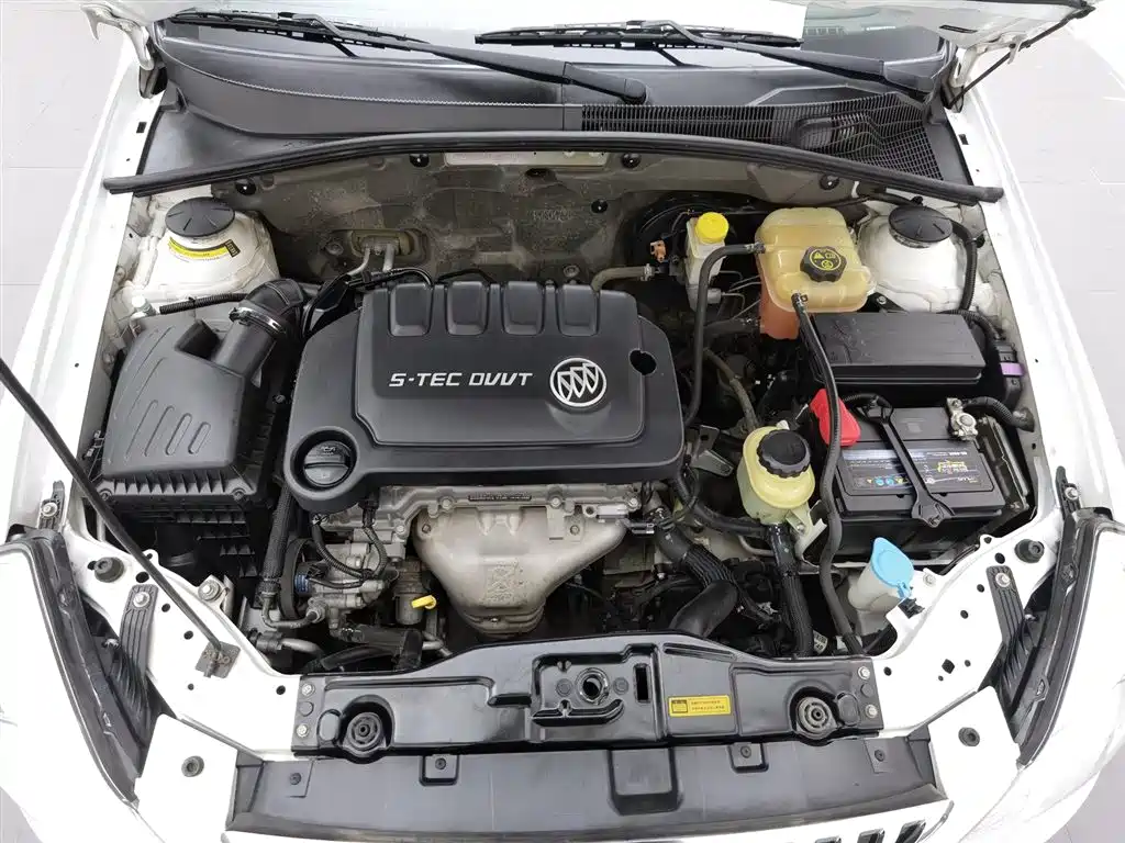 Buick Excelle 2013 1.5L AT