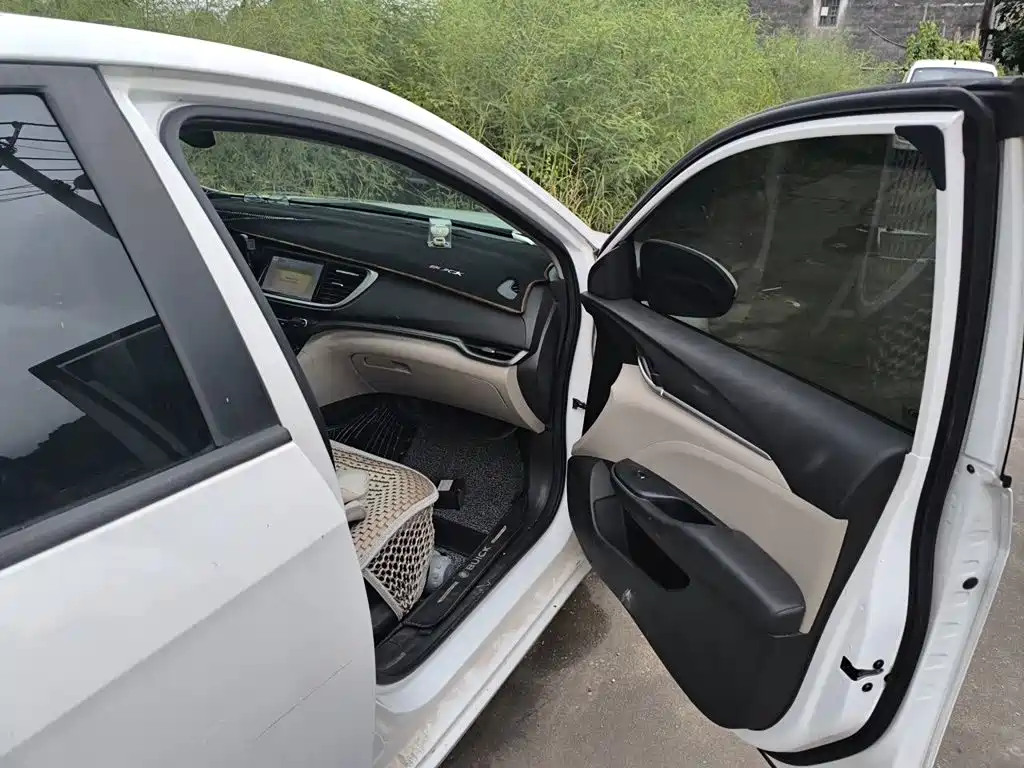 Buick Excelle — миниатюра 20