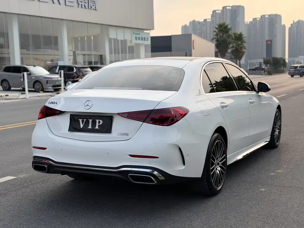 Mercedes-Benz C-Class — миниатюра 5