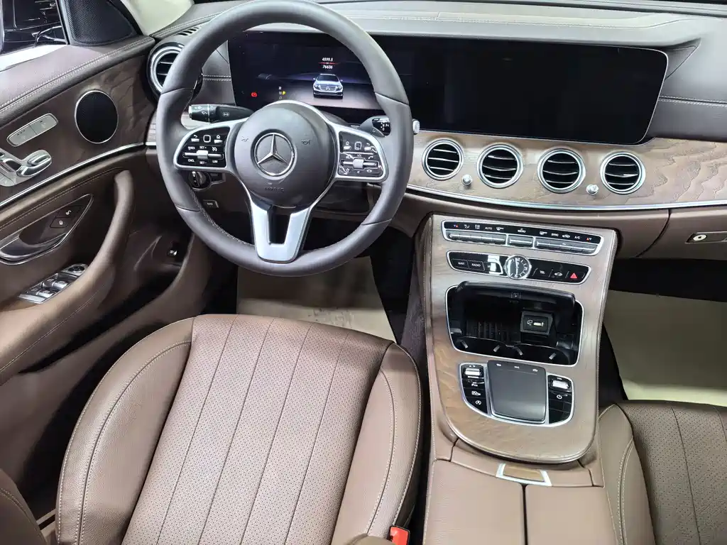 Mercedes-Benz E-Class E 2020 E 300 L Fashion